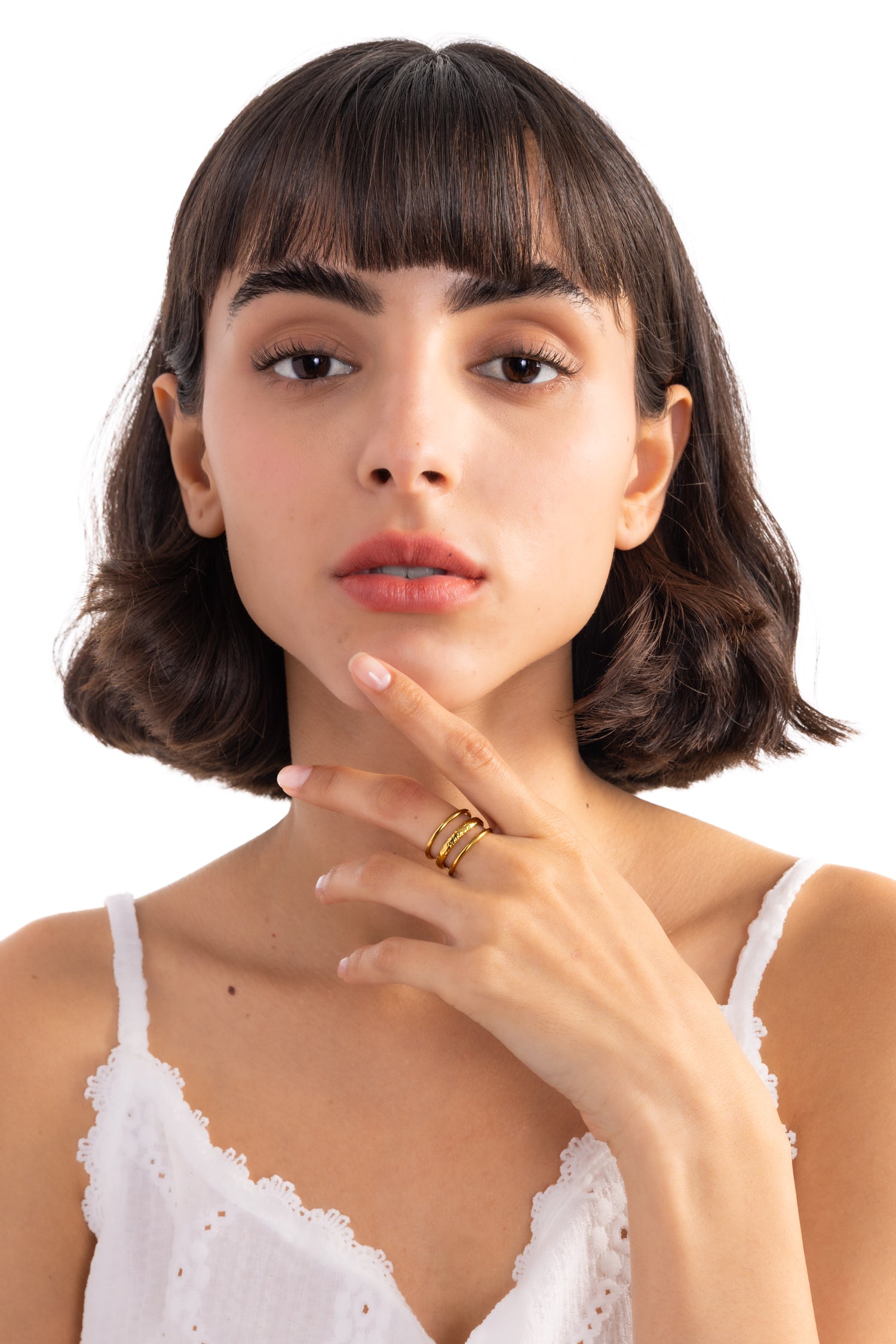 Vionna Ring – Damen-Ring aus Edelstahl 14K vergoldet, dreireihiges Design, am Finger getragen