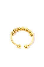 Yariel Ring – Edelstahl 18K vergoldet, Ring mit Kugelstruktur, freigestelltes Produktfoto