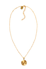 Elira Kette – Edelstahl 18K vergoldet, Coin-Anhänger mit Sonnenmotiv, freigestelltes Produktfoto mit Verschluss