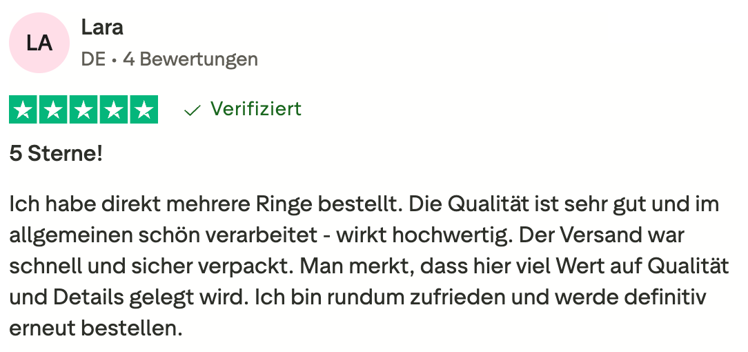 Trustpilot-Bewertung von Lara über Mercy’s Jewelry – lobt hochwertige Ringqualität, schnelle sichere Lieferung und viel Liebe zum Detail.